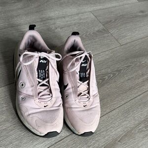 Nike Women's Sneakers in Light Pink